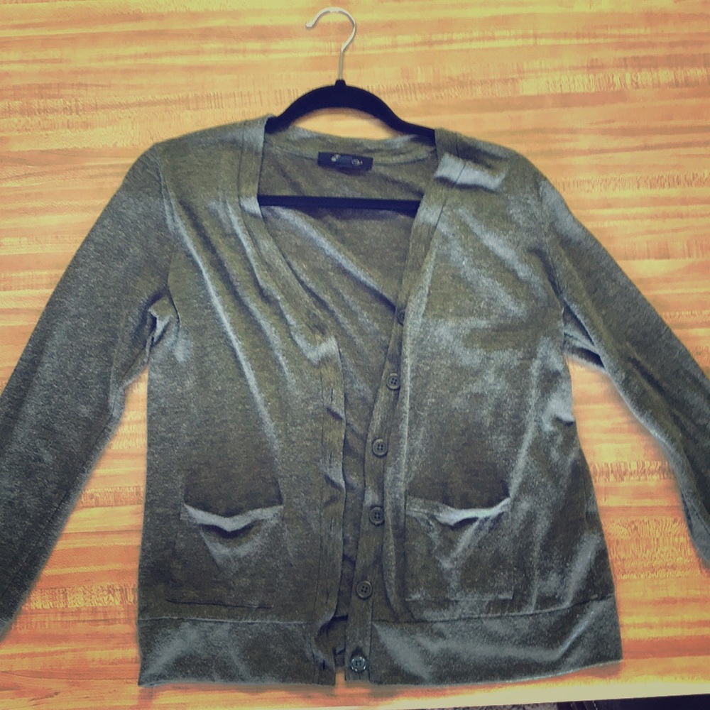 Forever 21 Forest Green Cardigan. Size Medium.